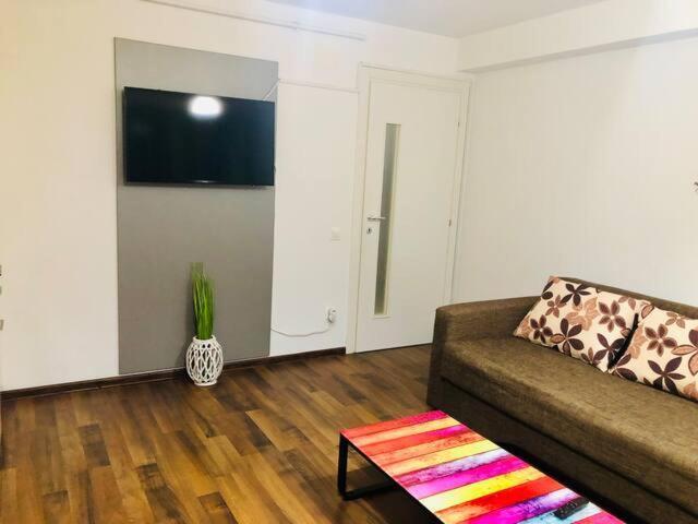 Joy City Stay Stefan Baciu 10 Brasov Ngoại thất bức ảnh